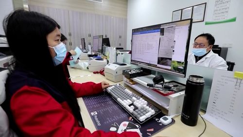 “互聯(lián)網(wǎng)+中藥代煎”服務(wù) 臨海中醫(yī)院攜手臨海電視臺(tái)，讓市民喝上便捷放心藥